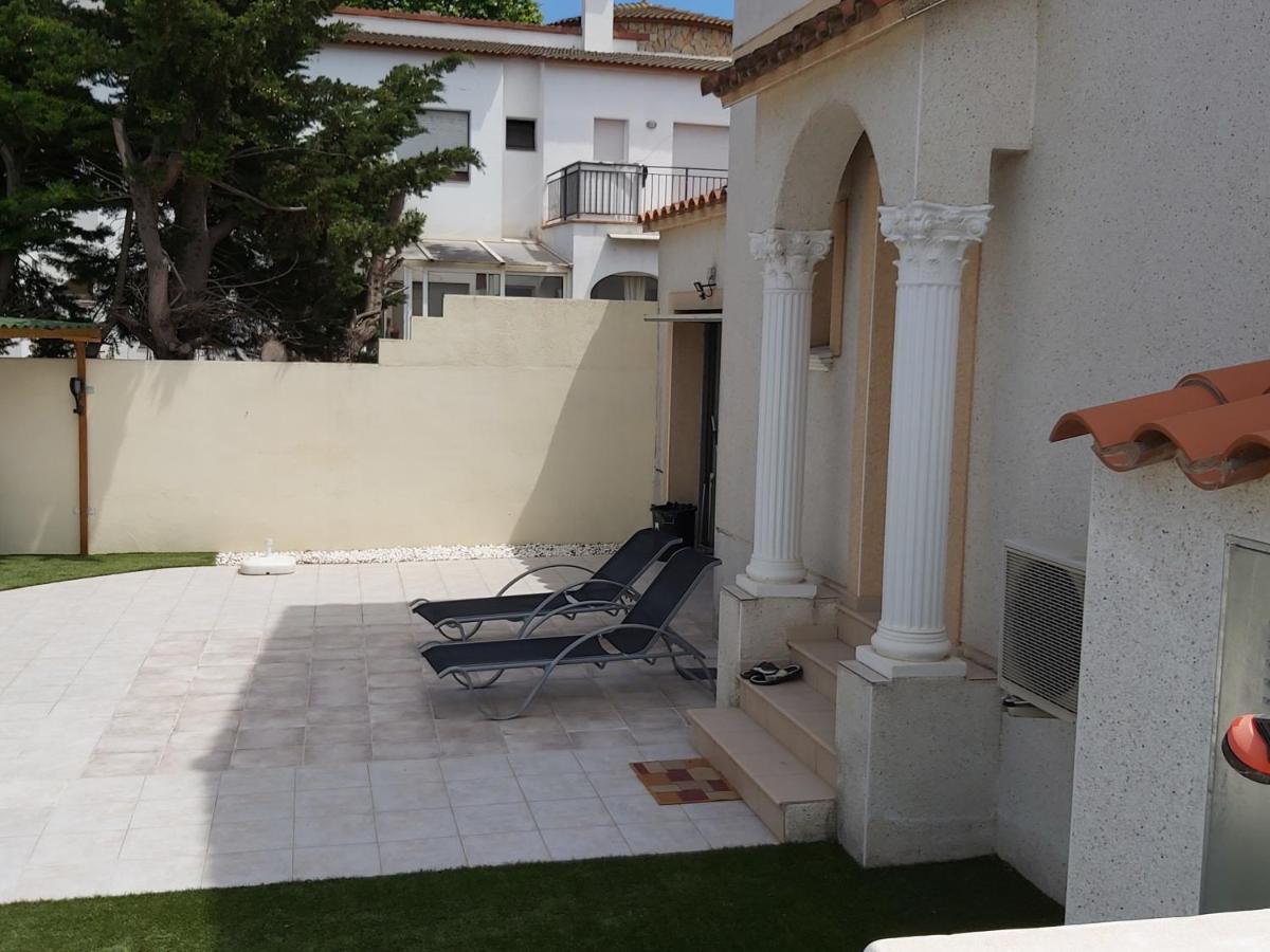 艾姆布里亚布拉瓦Casa Amb Piscina Privada别墅 外观 照片